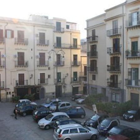 A Terrace In The Heart Of Palermo Appartement Buitenkant foto