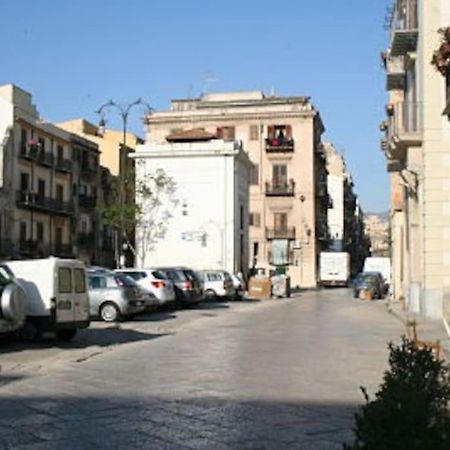 A Terrace In The Heart Of Palermo Appartement Buitenkant foto